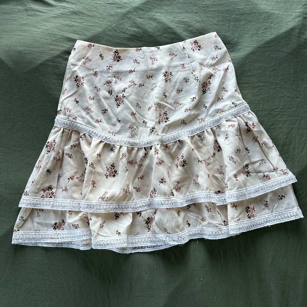 Ruffled mini skirt